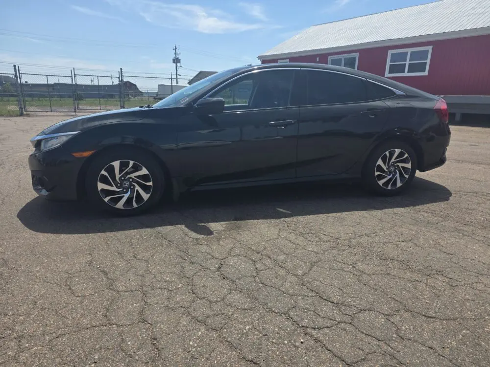 2017 HONDA CIVIC EX