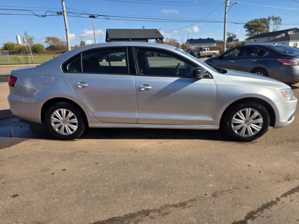 2012 VOLKSWAGEN JETTA