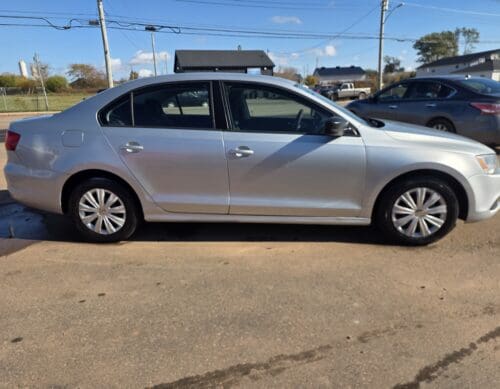 2012 VOLKSWAGEN JETTA